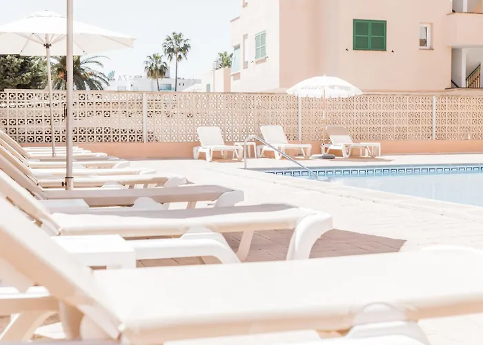 Hôtel pour familles: Hotel Golf Beach